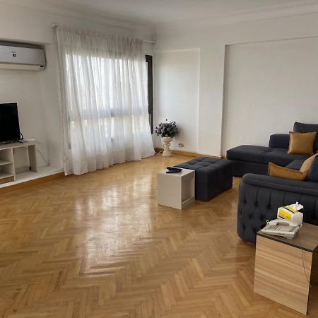 Heliopolis Modern 2Bdr Apartment カイロ エクステリア 写真