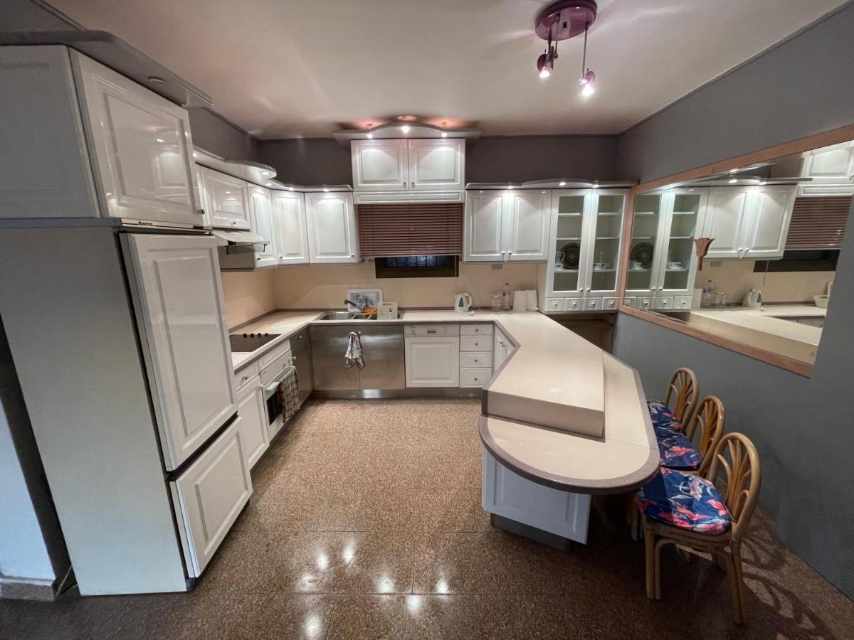 Heliopolis Modern 2Bdr Apartment カイロ エクステリア 写真